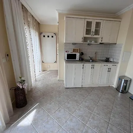 Cosy With Sea View In Santa Marina Apartment