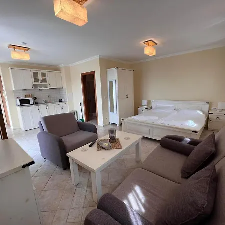 Cosy With Sea View In Santa Marina Apartment Sozopol